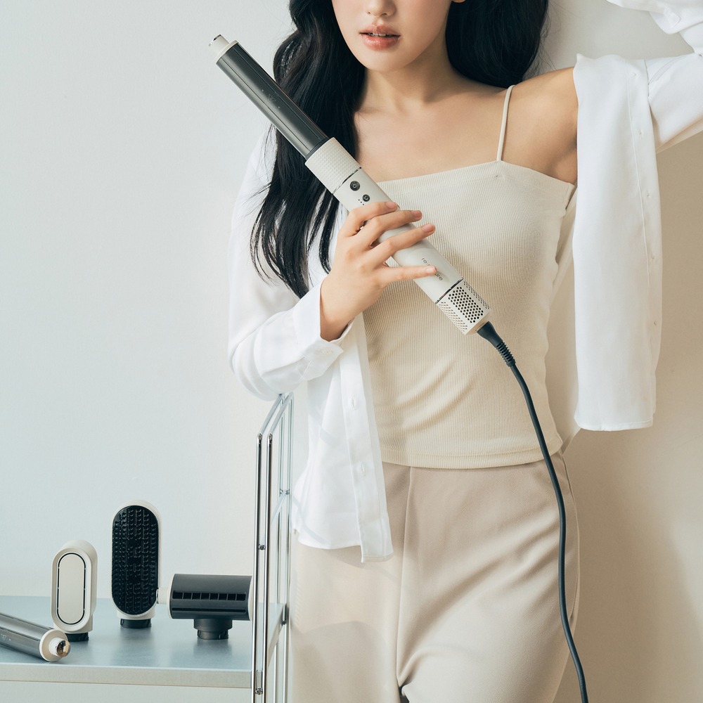 쿠쿠 리네이처 제트 헤어스타일러 글램 드라이기 CBD-GS10LW 제품 이미지